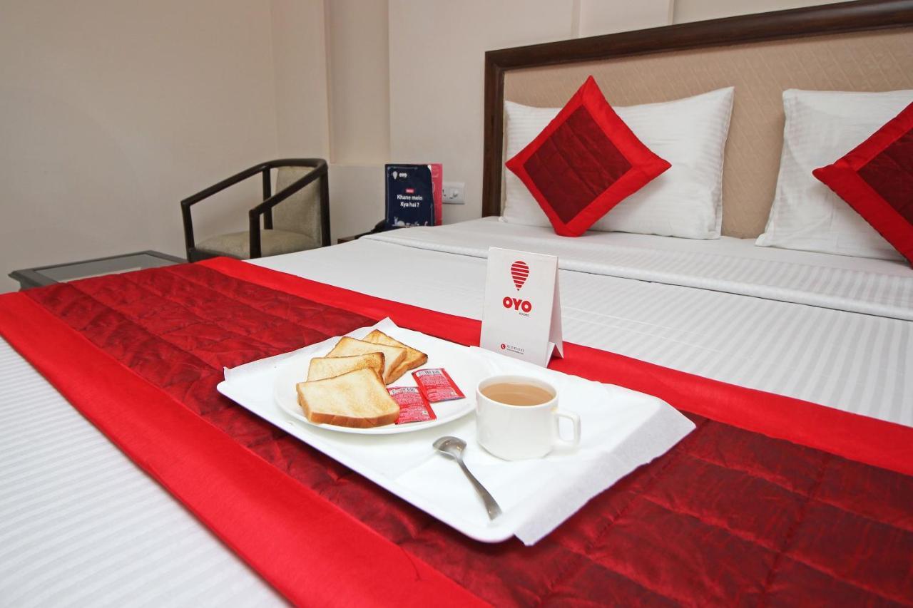 OYO 9028 Hotel Blu Pebbles Nuova Delhi Esterno foto