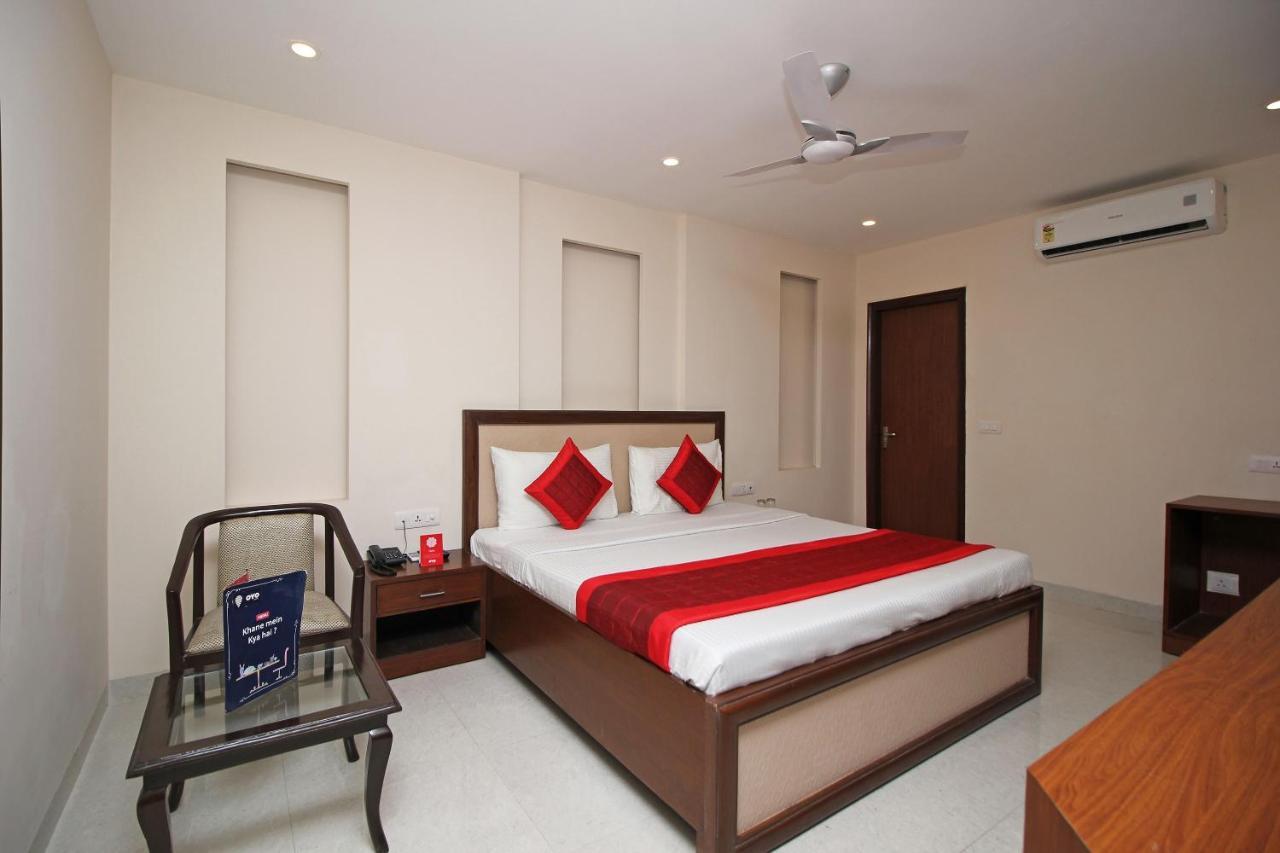 OYO 9028 Hotel Blu Pebbles Nuova Delhi Esterno foto